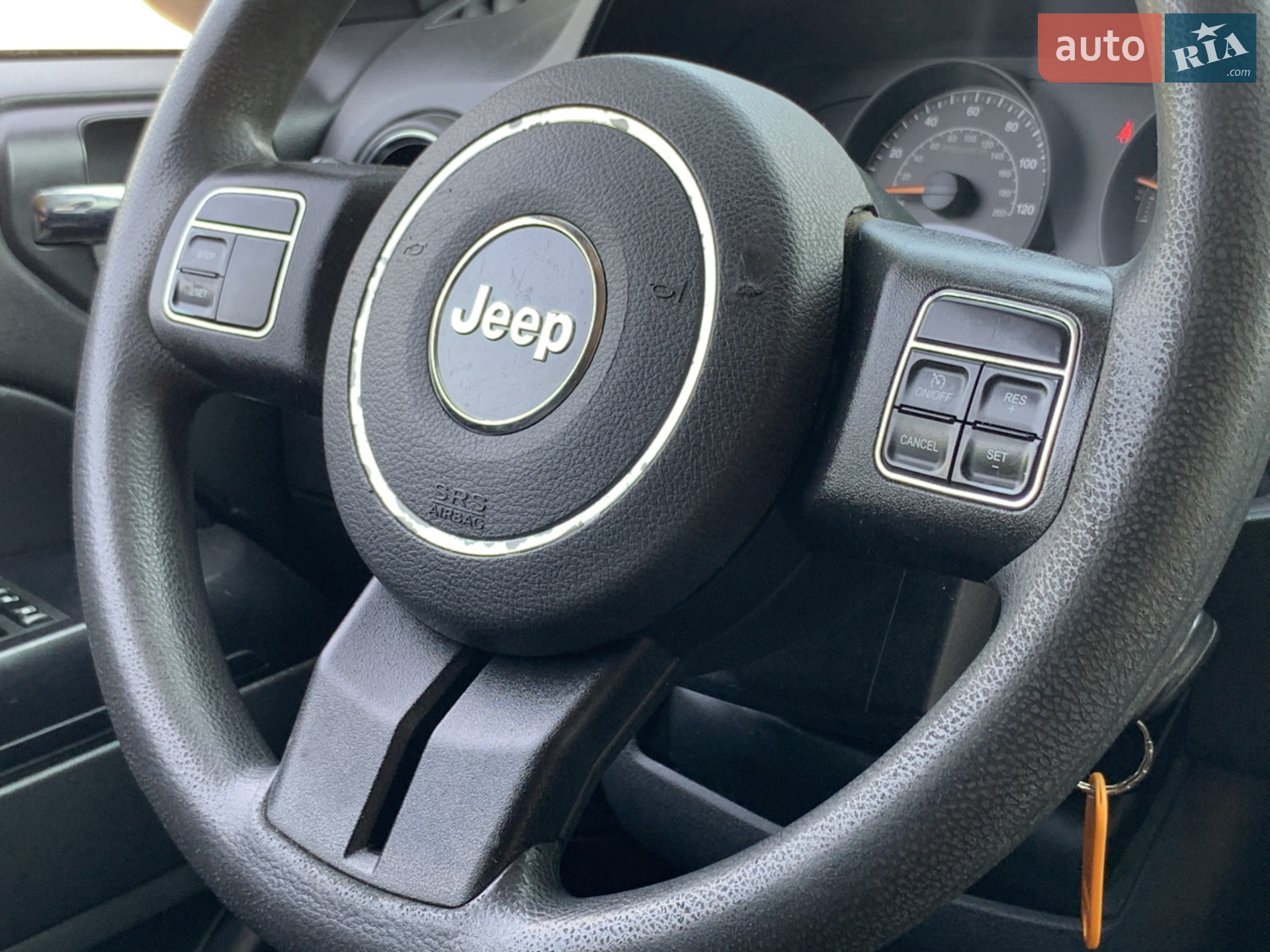 2016 Jeep Compass - мініатюра 35