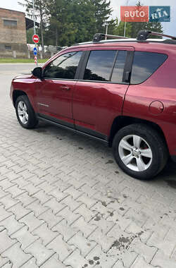 Внедорожник / Кроссовер Jeep Compass 2014 в 