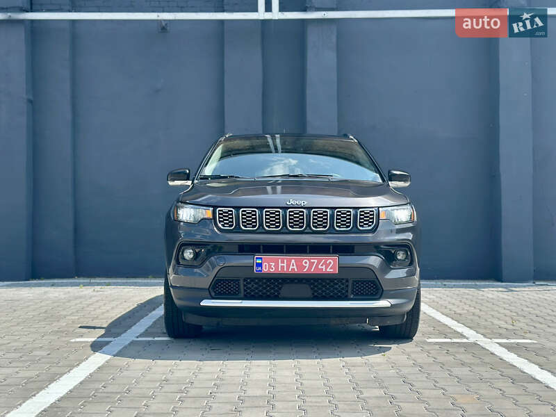 Внедорожник / Кроссовер Jeep Compass 2022 в Киеве