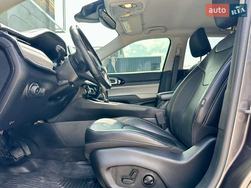 Внедорожник / Кроссовер Jeep Compass 2022 в Киеве