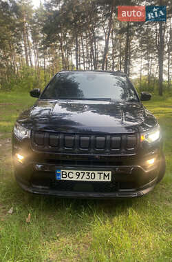 Внедорожник / Кроссовер Jeep Compass 2022 в 