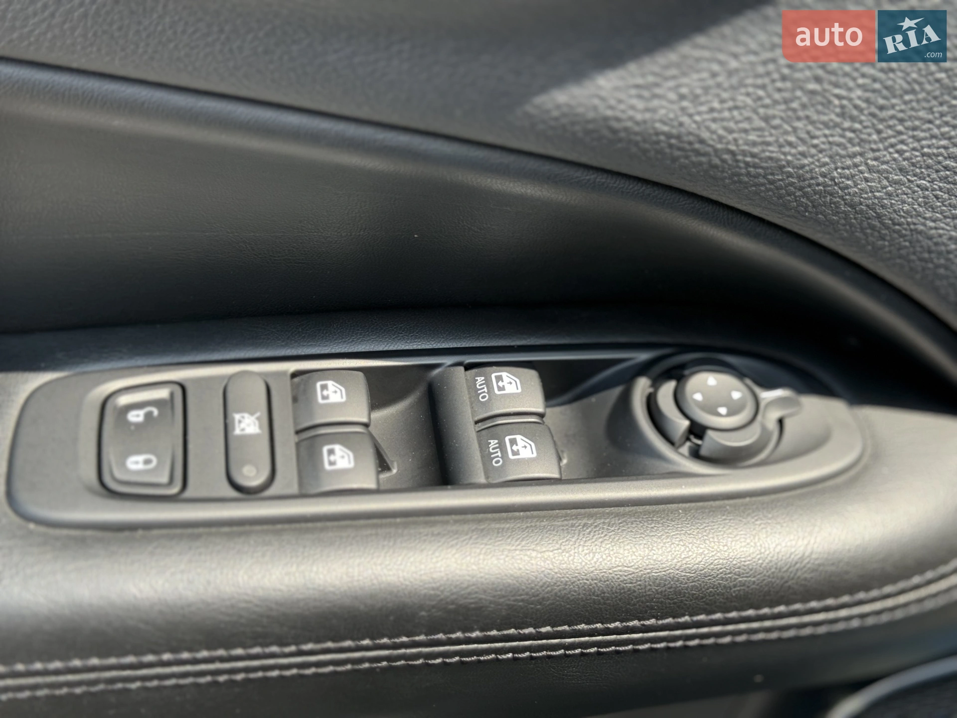 2018 Jeep Compass - мініатюра 25