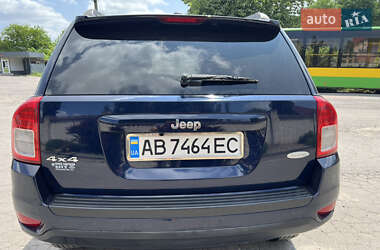 Позашляховик / Кросовер Jeep Compass 2012 в 