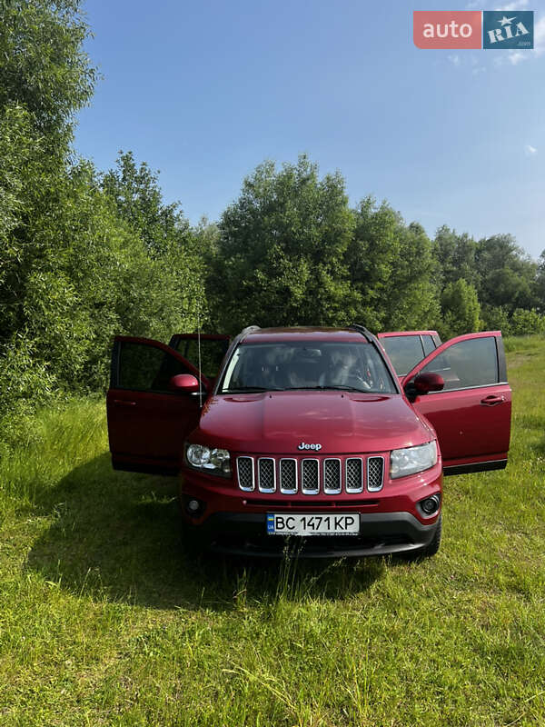 Внедорожник / Кроссовер Jeep Compass 2016 в Днепре