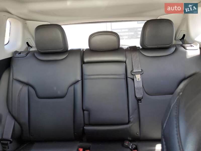 Внедорожник / Кроссовер Jeep Compass 2017 в Львове
