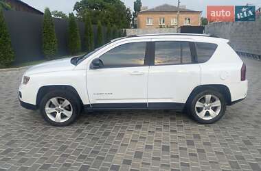 Внедорожник / Кроссовер Jeep Compass 2015 в 