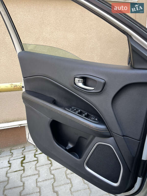 Внедорожник / Кроссовер Jeep Compass 2018 в Хмельницком