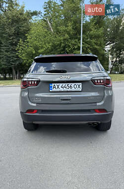 Внедорожник / Кроссовер Jeep Compass 2019 в 