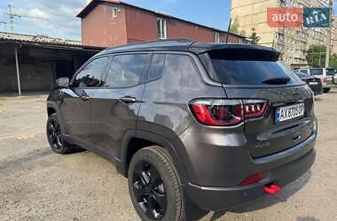 Внедорожник / Кроссовер Jeep Compass 2022 в 