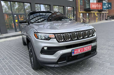 Внедорожник / Кроссовер Jeep Compass 2022 в 