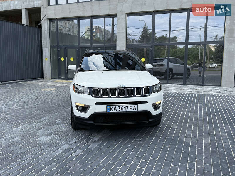 Внедорожник / Кроссовер Jeep Compass 2017 в Полтаве