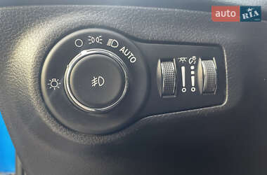 Внедорожник / Кроссовер Jeep Compass 2019 в 