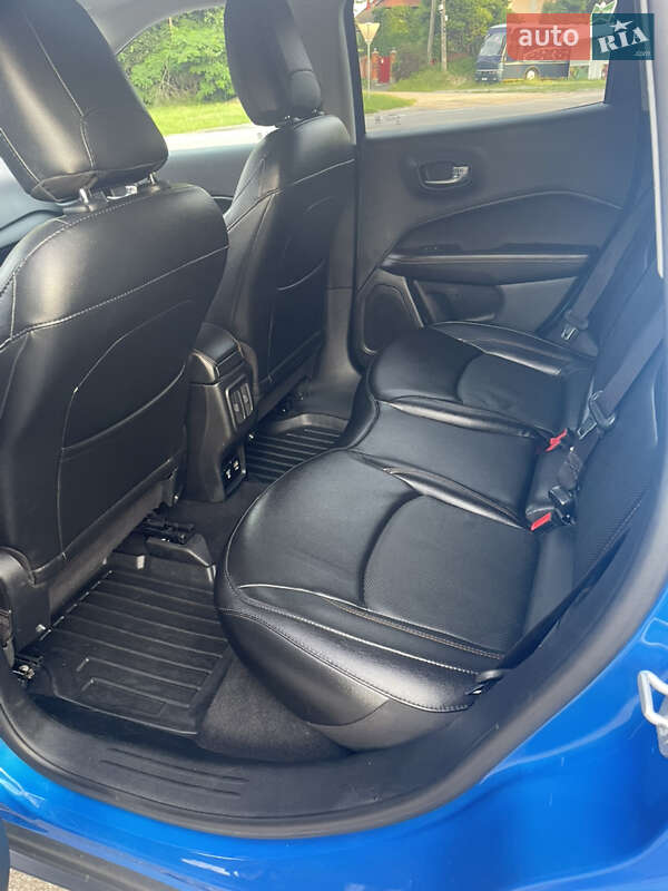 Внедорожник / Кроссовер Jeep Compass 2019 в Киеве