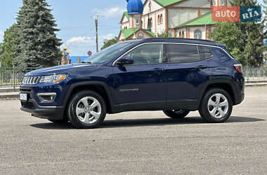 Внедорожник / Кроссовер Jeep Compass 2018 в 