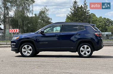 Внедорожник / Кроссовер Jeep Compass 2018 в 