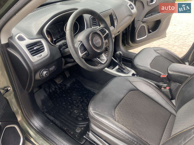Внедорожник / Кроссовер Jeep Compass 2020 в Сумах