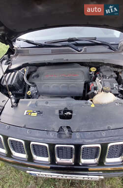 Позашляховик / Кросовер Jeep Compass 2017 в 