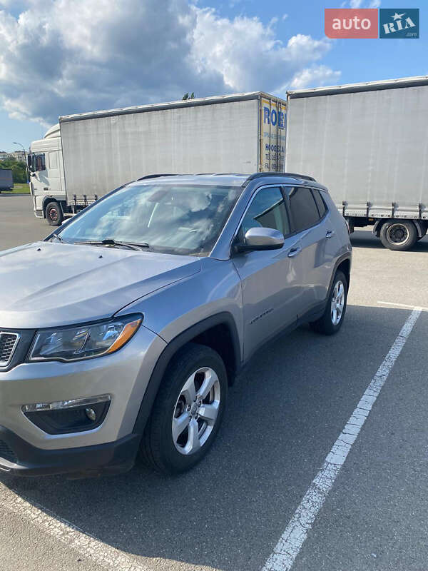 Внедорожник / Кроссовер Jeep Compass 2019 в Киеве
