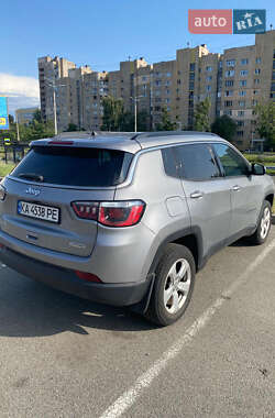 Внедорожник / Кроссовер Jeep Compass 2019 в 