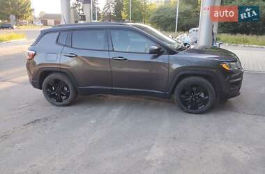 Внедорожник / Кроссовер Jeep Compass 2019 в 