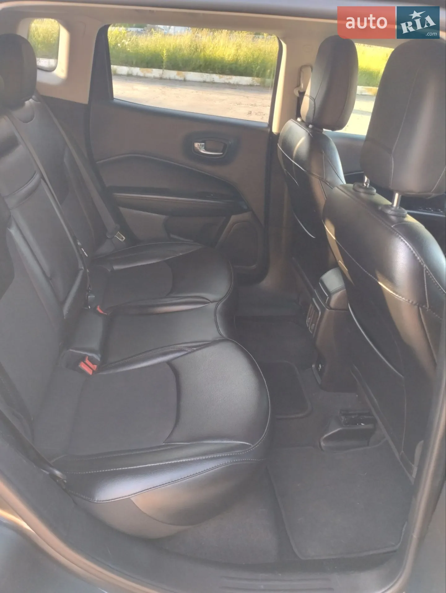 2019 Jeep Compass - мініатюра 21