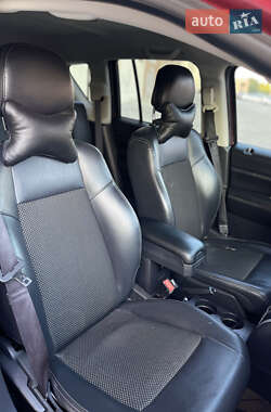 Позашляховик / Кросовер Jeep Compass 2014 в 