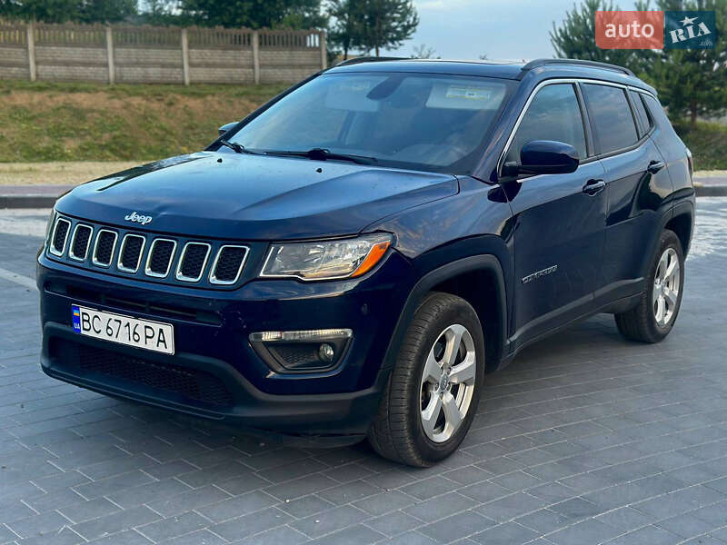 Внедорожник / Кроссовер Jeep Compass 2017 в 