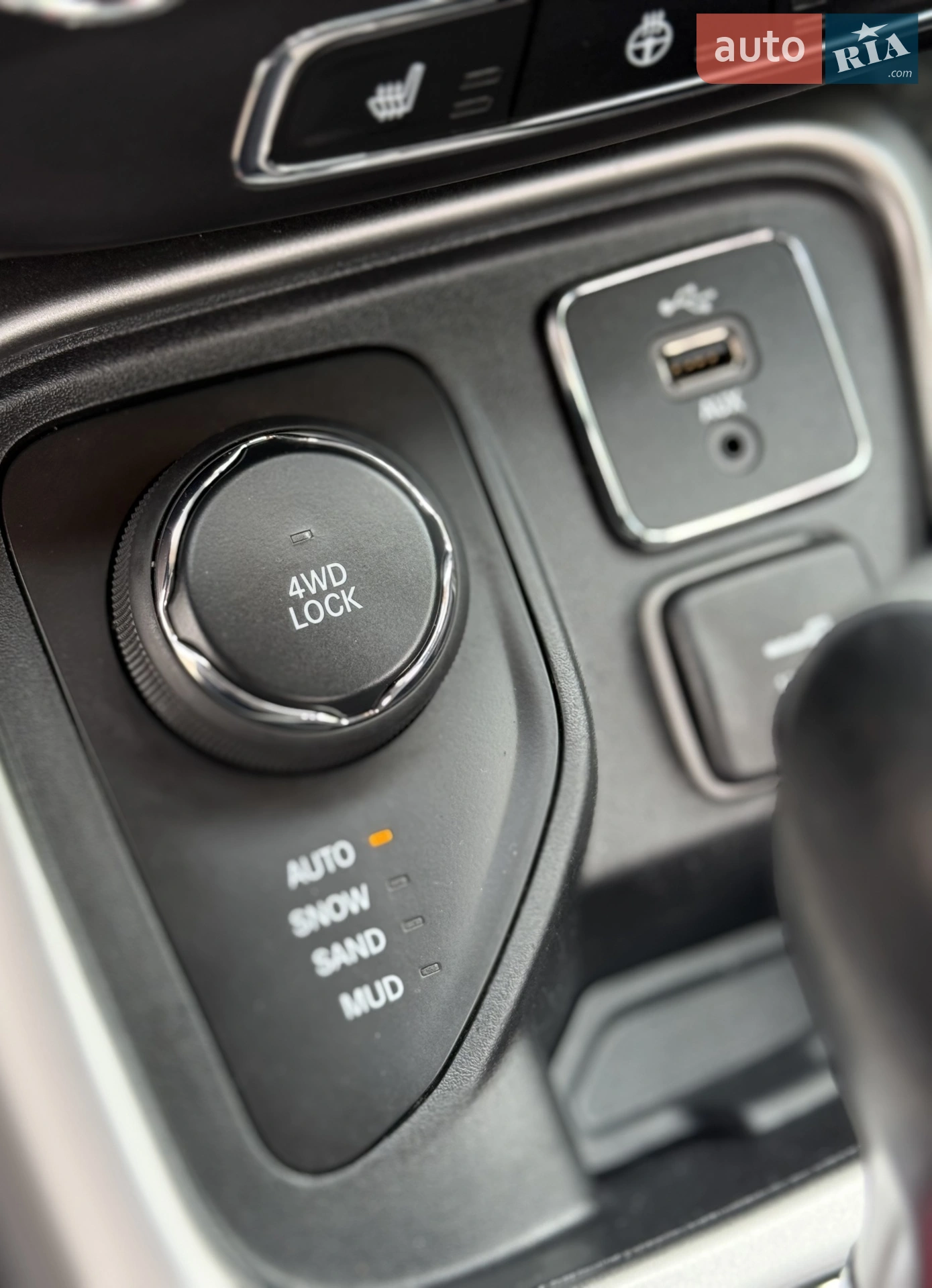 2017 Jeep Compass - мініатюра 13