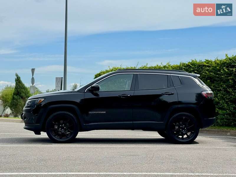 Внедорожник / Кроссовер Jeep Compass 2021 в Киеве