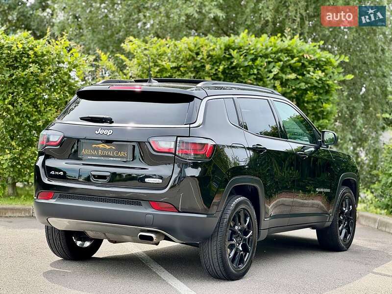 Внедорожник / Кроссовер Jeep Compass 2021 в Киеве