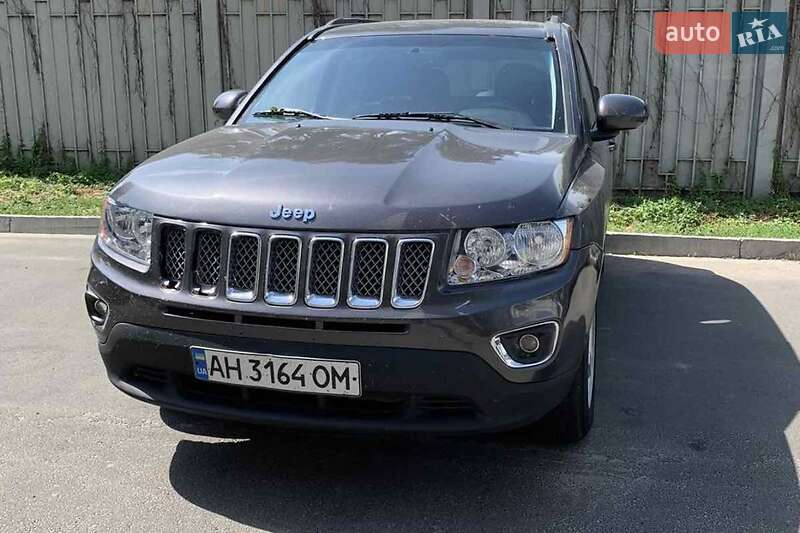 Внедорожник / Кроссовер Jeep Compass 2016 в Черкассах