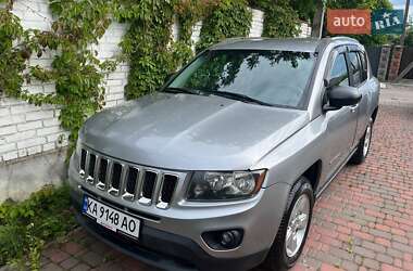 Внедорожник / Кроссовер Jeep Compass 2014 в Киеве