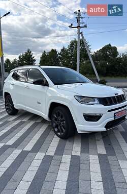 Внедорожник / Кроссовер Jeep Compass 2020 в 