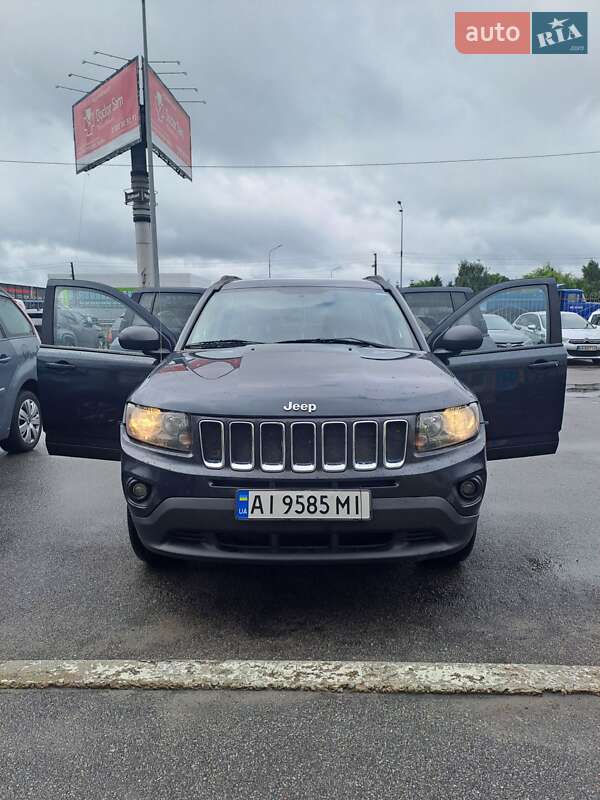 Внедорожник / Кроссовер Jeep Compass 2014 в Киеве