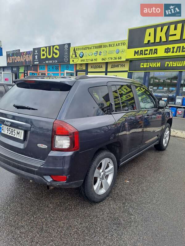 Внедорожник / Кроссовер Jeep Compass 2014 в Киеве