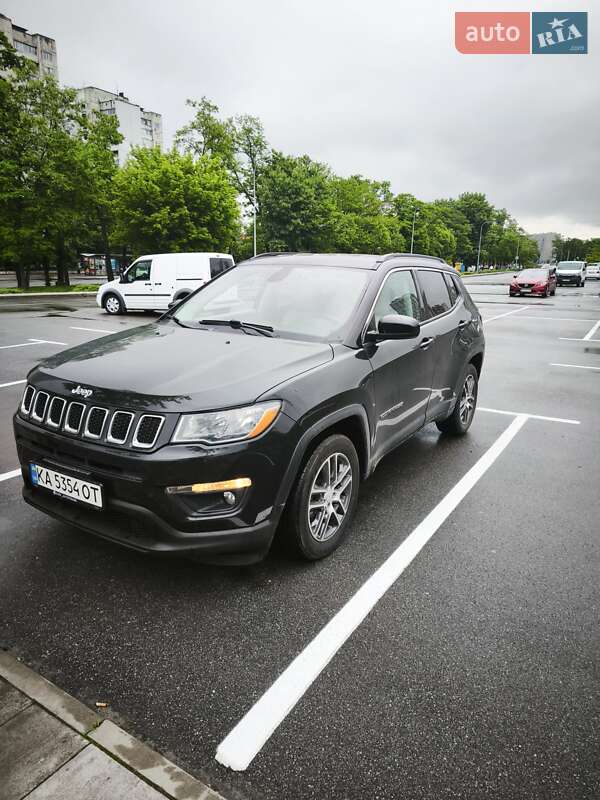 Внедорожник / Кроссовер Jeep Compass 2019 в Киеве