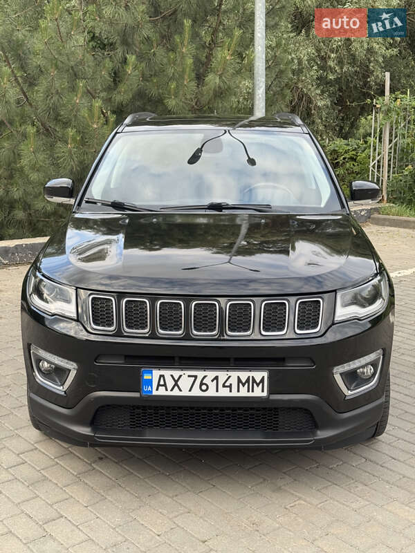 Внедорожник / Кроссовер Jeep Compass 2019 в Харькове