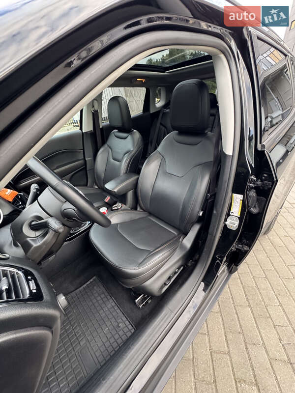 Внедорожник / Кроссовер Jeep Compass 2019 в Харькове