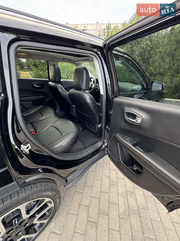 Внедорожник / Кроссовер Jeep Compass 2019 в Харькове