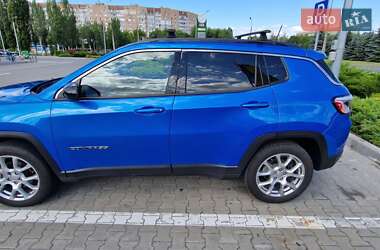 Внедорожник / Кроссовер Jeep Compass 2022 в 