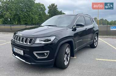Внедорожник / Кроссовер Jeep Compass 2018 в 