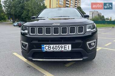 Внедорожник / Кроссовер Jeep Compass 2018 в 