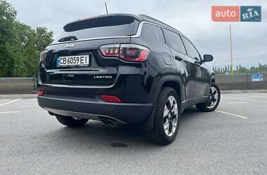 Внедорожник / Кроссовер Jeep Compass 2018 в 