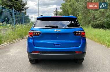 Внедорожник / Кроссовер Jeep Compass 2018 в 