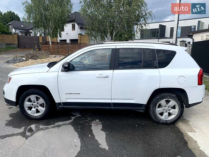 Внедорожник / Кроссовер Jeep Compass 2014 в Нетешине фото 4 Внедорожник / Кроссовер Jeep Compass 2014 в Нетешине