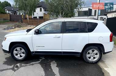 Внедорожник / Кроссовер Jeep Compass 2014 в 