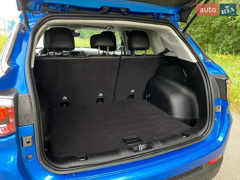 Внедорожник / Кроссовер Jeep Compass 2018 в Киеве