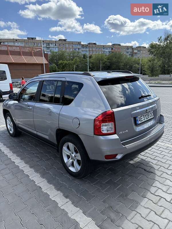 Внедорожник / Кроссовер Jeep Compass 2014 в Кривом Роге