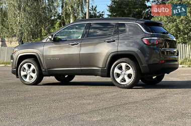 Внедорожник / Кроссовер Jeep Compass 2019 в 