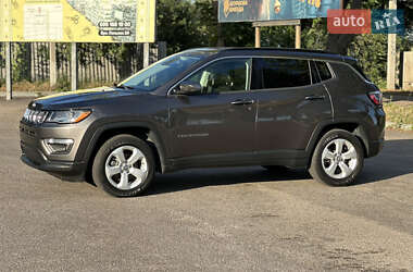 Внедорожник / Кроссовер Jeep Compass 2019 в 